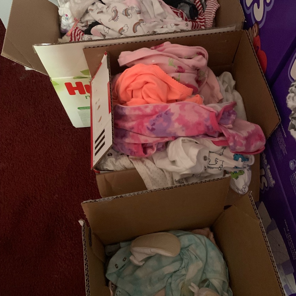Boxes of Newborn and 0-3 month Clothing babygirl
